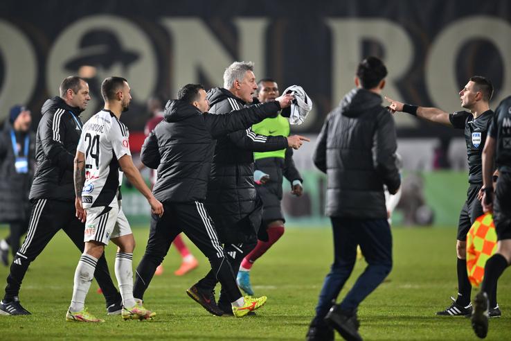 Cristiano Bergodi a sărit la bătaie după CFR Cluj - U Cluj / FOTO: Imago