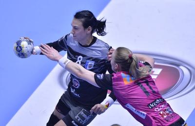 CSM București - Vipers Kristiansand 28-22 // FOTO + VIDEO Neagu, de neoprit! CSM București, victorie fără emoții în ultimul meci din grupele Ligii » Urmează o superconfruntare în sferturi