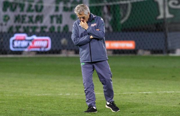 Laszlo Boloni va fi demis astăzi după 140 de zile de la Panathinaikos » L-au „lucrat” propriii jucători?!