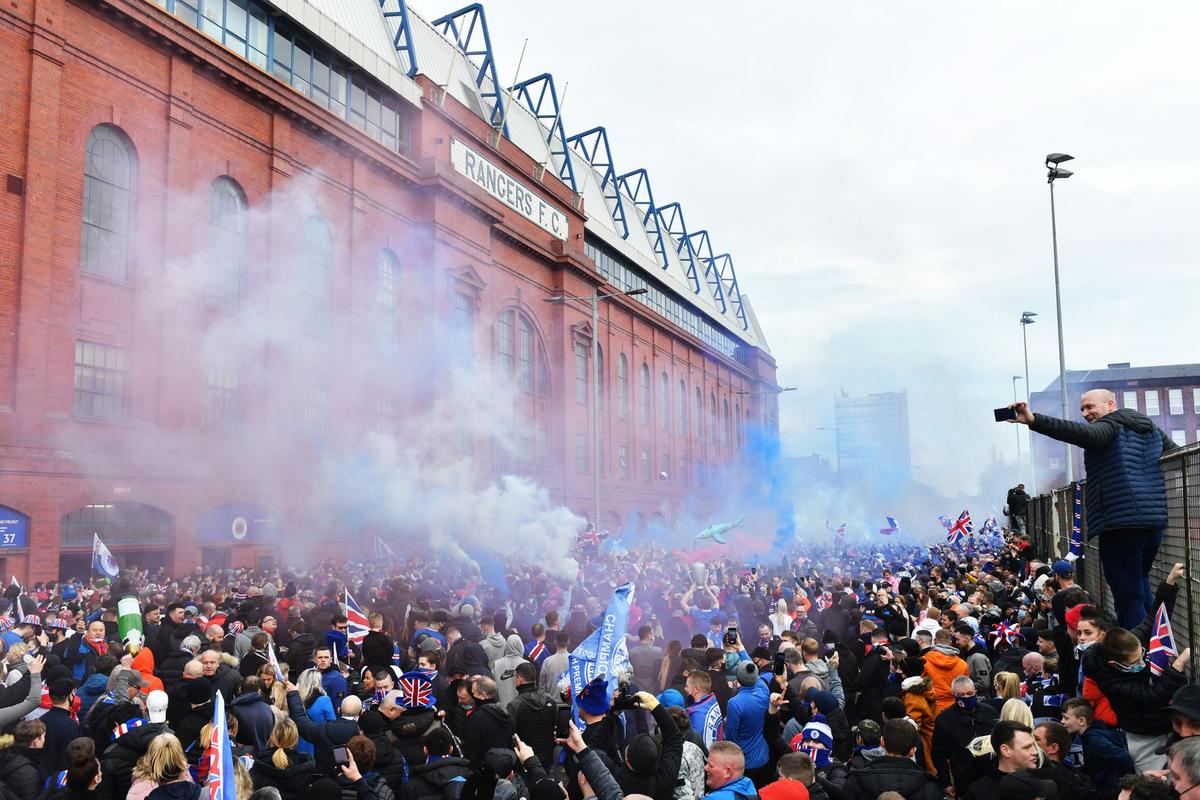 Suporterii Glasgow Rangers sărbătoresc titlul