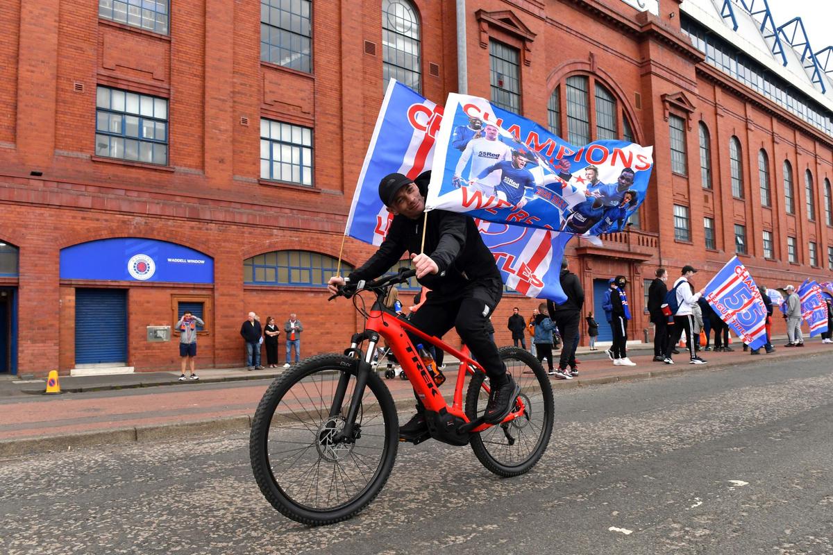 Suporterii Glasgow Rangers sărbătoresc titlul