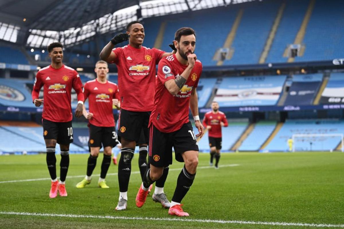FOTO. Manchester e roșu » United întrerupe seria incredibilă de victorii a rivalei și urcă pe doi în Premier League! City, de nerecunoscut