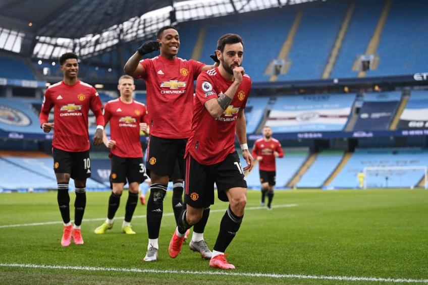 Manchester United a învins-o, surprinzător, pe Manchester City, în deplasare, scor 2-0, într-un meci contând pentru runda cu numărul 27 din Premier League.