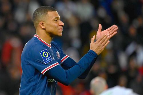 Kylian Mbappe (23 de ani) ar putea rata manșa decisivă cu Real Madrid de miercuri (22:00). În turul optimii de finală, francezul a marcat golul decisiv pentru PSG în victoria din Franța, 1-0.