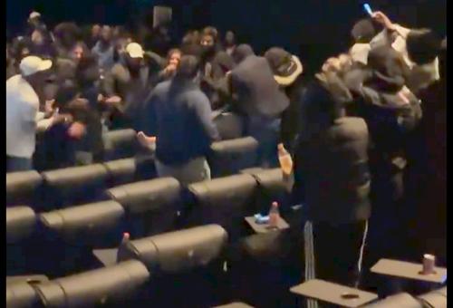 Scene violente au avut loc în Franța la premiera filmului Creed III, a 9-a peliculă din seria Rocky.