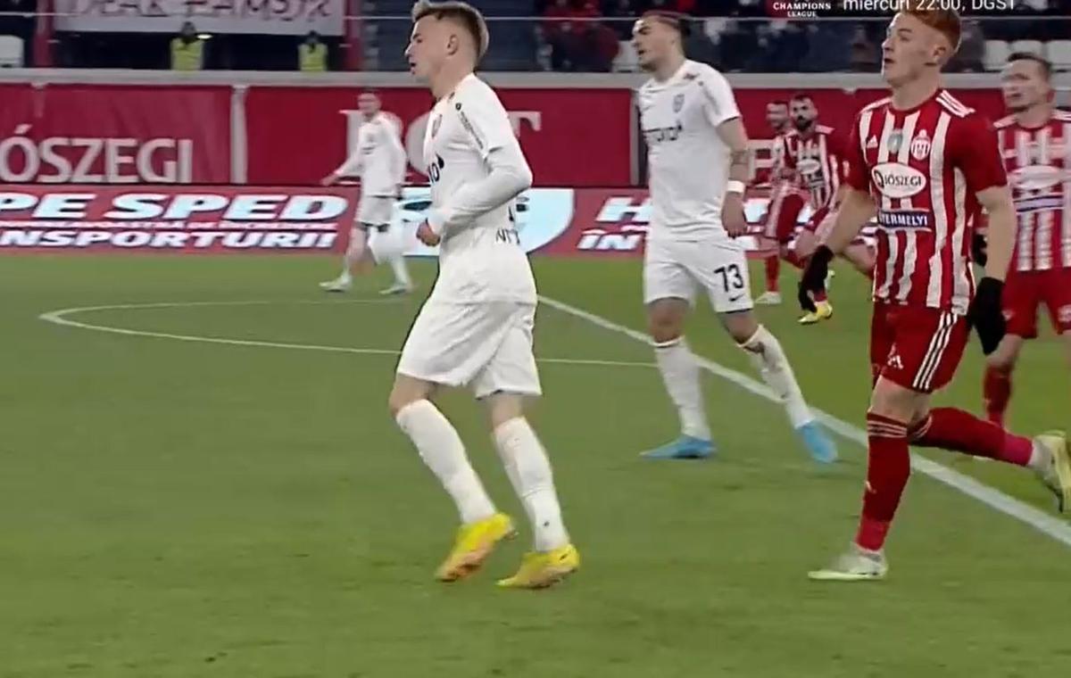 Basarab Panduru e sigur că Dan Petrescu a pedepsit un jucător în Sepsi - CFR Cluj » Ce fază l-a supărat pe antrenor: „Niciodată nu trebuia să joace aşa cum a jucat”