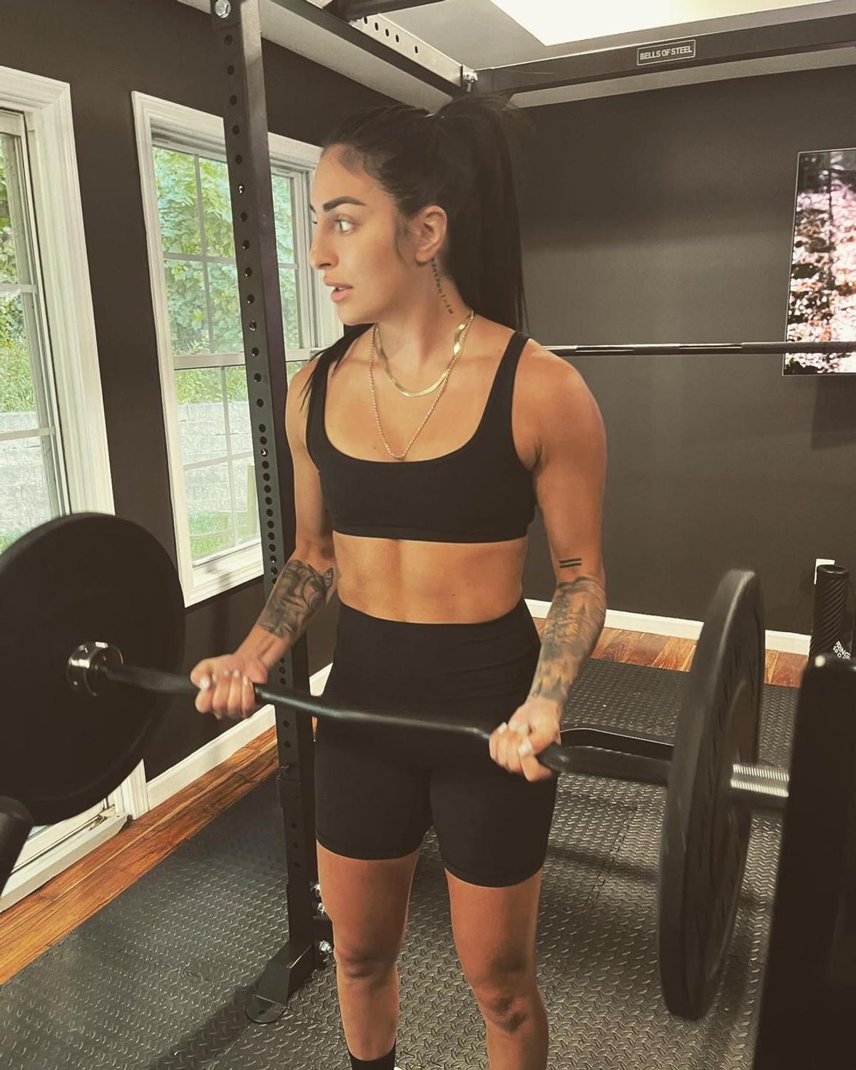 Sonya Deville
