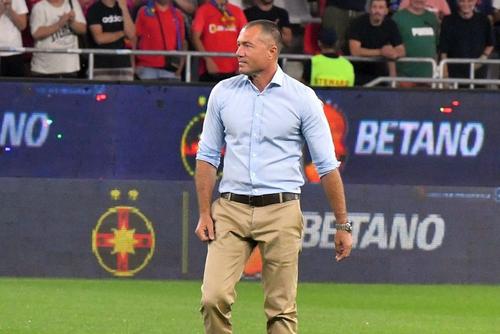 Fostul internațional Adrian Ilie (49 de ani) a declarat că i-ar vedea pe Alexandru Mitriță (29 de ani) și Florinel Coman (25 de ani) jucând împreună în naționala României. foto: Cristi Preda