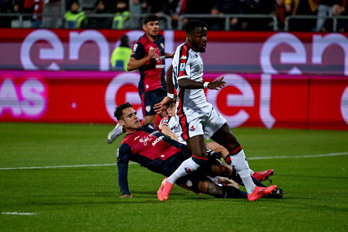 Cagliari - Genoa, cu Florinel Coman titular // 07.03.2025