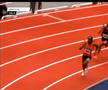 Moment incredibil la o cursă de atletism: și-a lovit adversara cu bastonul de ștafetă în cap + reacția familiei: „Nimeni nu și-a cerut scuze”