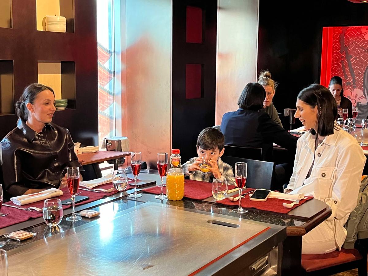 Spectacol inedit de live cooking pentru sportivele clubului Rapid