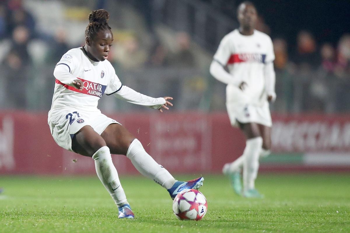 Fotbalista Tabitha Chawinga a fost obligată să se dezbrace pe teren pentru a demonstra că este femeie » Declarația cutremurătoare: „M-ar fi putut ucide? M-am simțit umilită”