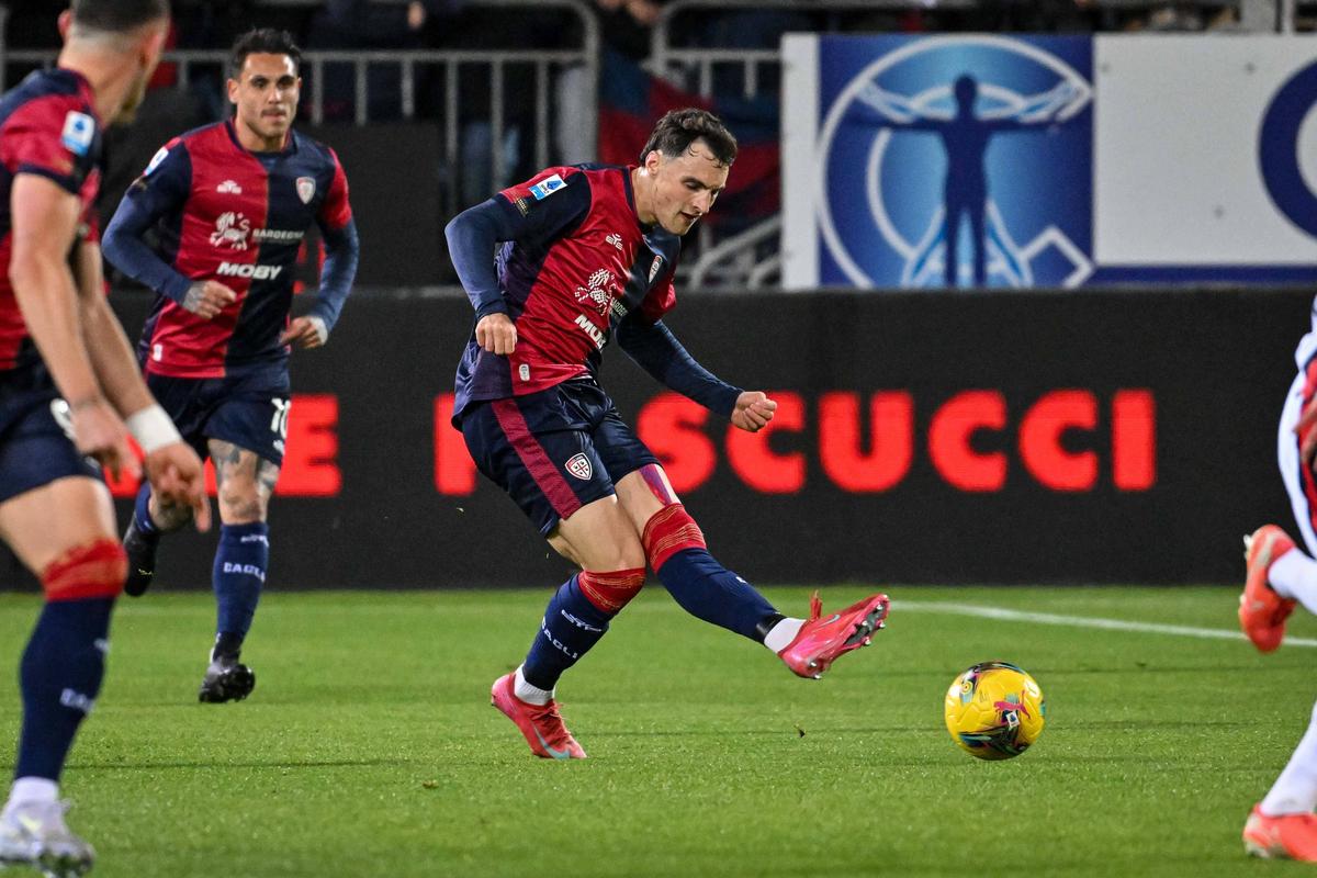 Cagliari - Genoa, cu Florinel Coman titular // 07.03.2025