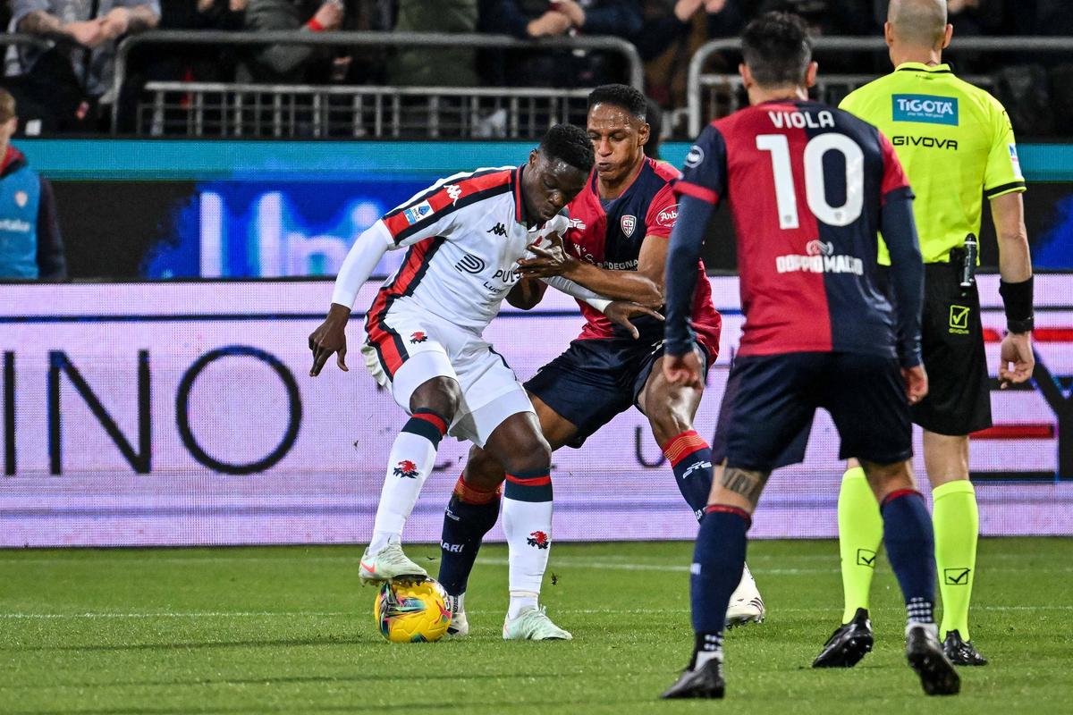 Cagliari - Genoa, cu Florinel Coman titular // 07.03.2025