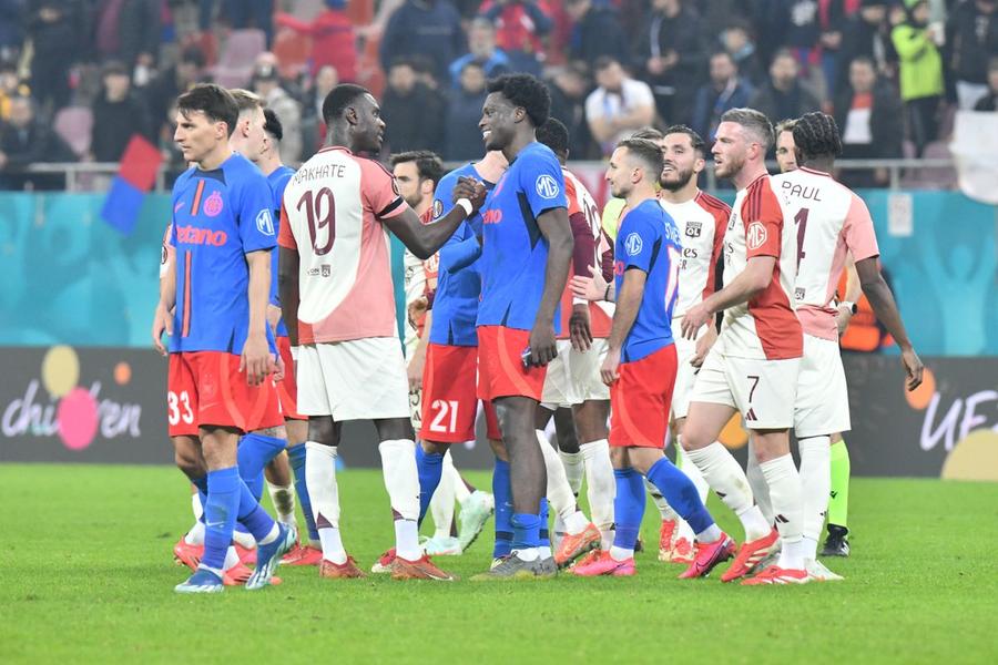 Imagini de la finalul meciului FCSB - Lyon/ foto: Cristi Preda (GSP) Returul de la Lyon, doar o excursie?
