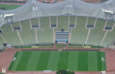 Peste 20.000 de români trăiesc la câțiva pași de un stadion misterios » O minune arhitecturală: „scufundat” sub pământ