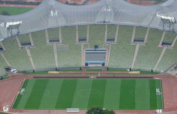 Peste 20.000 de români trăiesc la câțiva pași de un stadion misterios » O minune arhitecturală: „scufundat” sub pământ