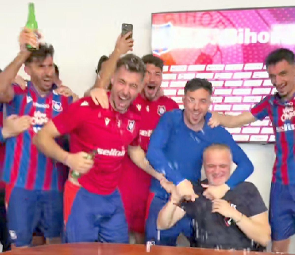 Bucurie FC Bihor după calificarea în play-off