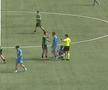 Internaționalul de juniori Troy Tomșa este eliminat și îi bagă mâinile în gât arbitrului