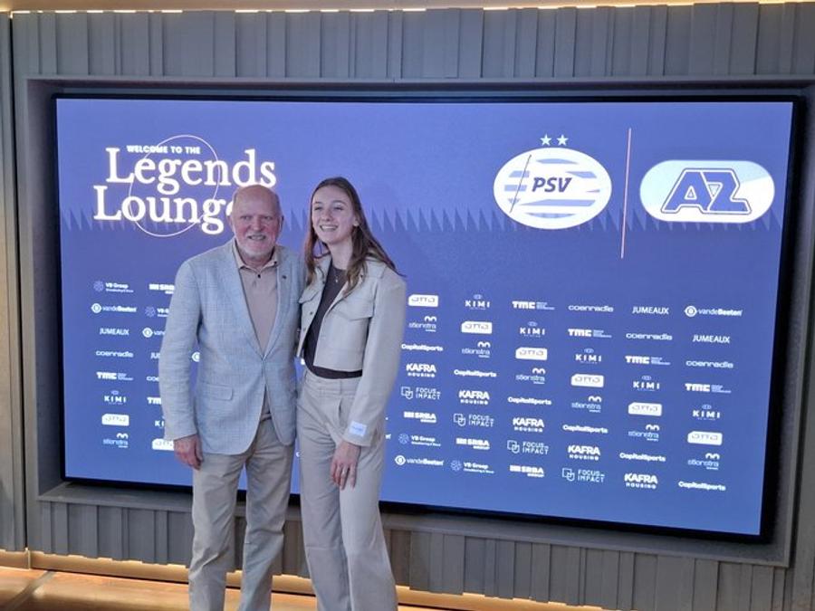 Spectatoare de lux la meciul lui Dennis Man din Eredivisie: atleta a fost invitată în loja legendelor