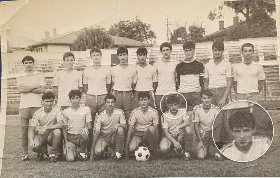 Ștefan Nanu, junior la CSȘ Craiova. Imagine de la jumătatea anilor 80 „Părinții mei aveau darul beției. Se trezeau noaptea și se băteau” » Mărturia zguduitoare a lui Ștefan Nanu: „Plecam plângând, mâncam o varză cu sare pe weekend”