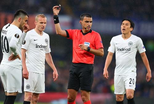 Ovidiu Hațegan a condus meciul Valencia- Atalanta // FOTO: Guliver/GettyImages