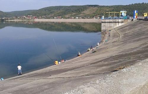 Barajul Budeasa, din apropierea Pitestiului FOTO: Financiar press