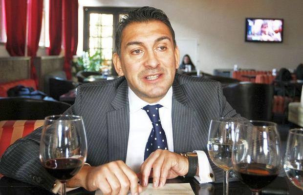 EXCLUSIV Bere la borcan, „o creolă superbă” și un tată pasionat de fotbal! Ilie Dumitrescu, dezvăluiri senzaționale pentru GSP: „Asta-mi place să beau cel mai mult”