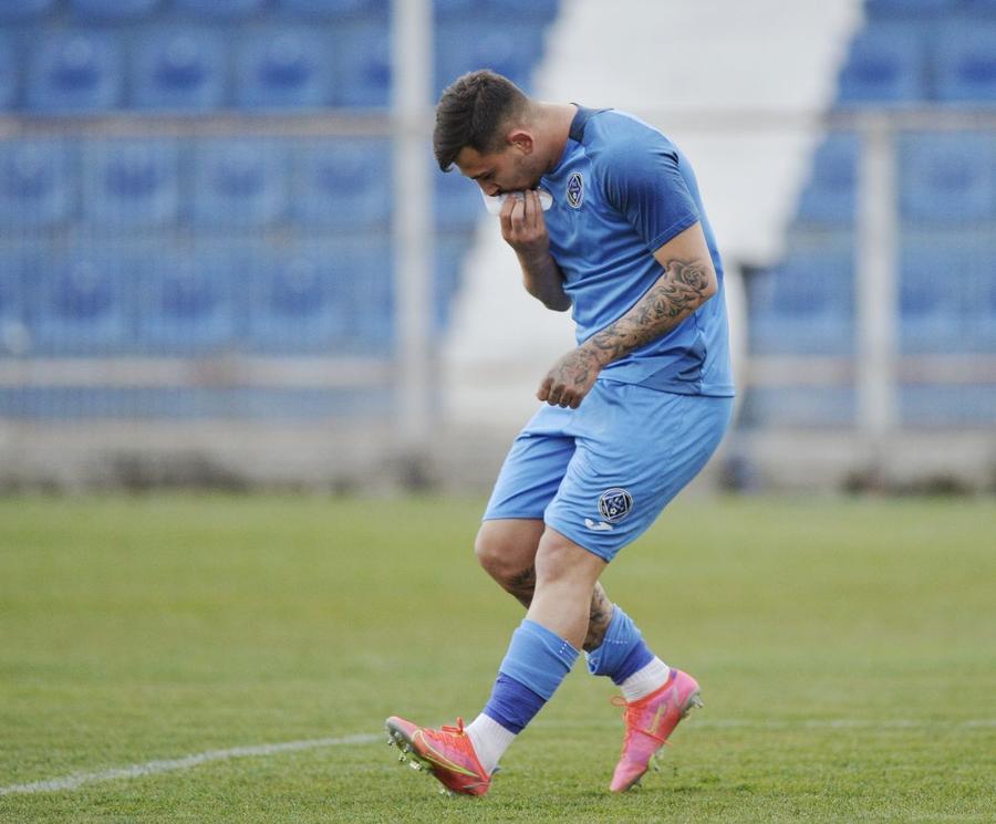 Markovic a împlinit pe 23 martie 20 de ani Basarab Panduru desființează un jucător din Liga 1: „Ce fotbalist ești tu?! Rupi mâncarea!”