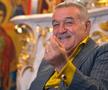 Gigi Becali conducea un Mercedes-Maybach când i-a fost luat permisul