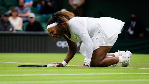 Simona Halep (31 de ani, 20 WTA) va colabora în perioada următoare cu Patrick Mouratoglou (51), fostul antrenor al Serenei Williams (40 de ani, 246 WTA). Vestea ridică un semn de întrebare: va mai reveni Serena în circuit?
