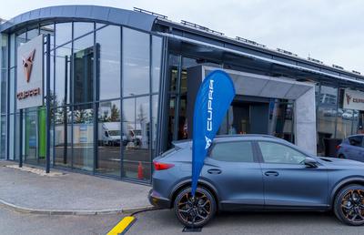 CUPRA a lansat la Timișoara un nou showroom CUPRA Garage