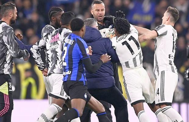 Sancţiuni dure pentru Juventus și Inter după derby-ul din Cupa Italiei