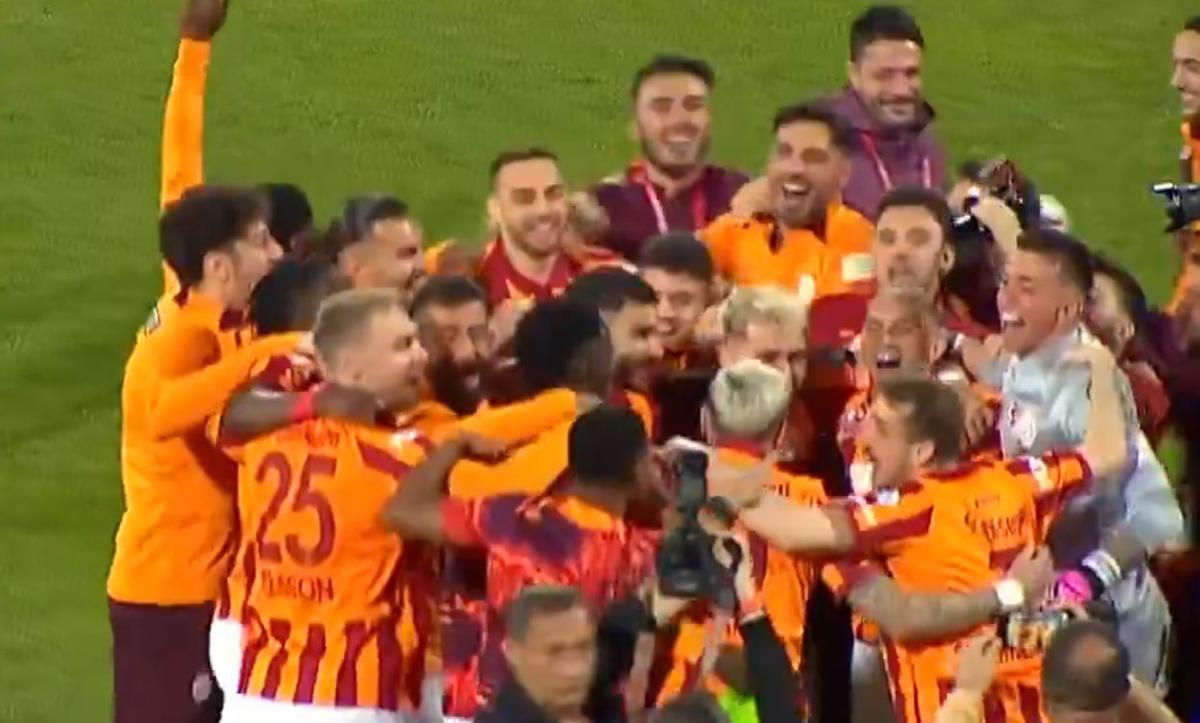 Galatasaray - Fenerbahce, în Supercupa Turciei, a durat doar 50 de secunde