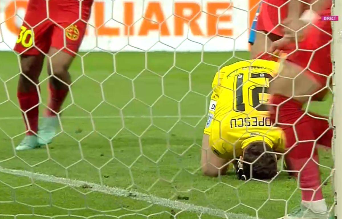 Primele două goluri din FCSB - Universitatea Craiova