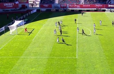 U Cluj smulge un punct la ultima fază pe terenul lui Hermannstadt după un gol de senzație! A plouat cu „roșii” la final, după o BĂTAIE generală » Cum arată clasamentul ACUM în play-out