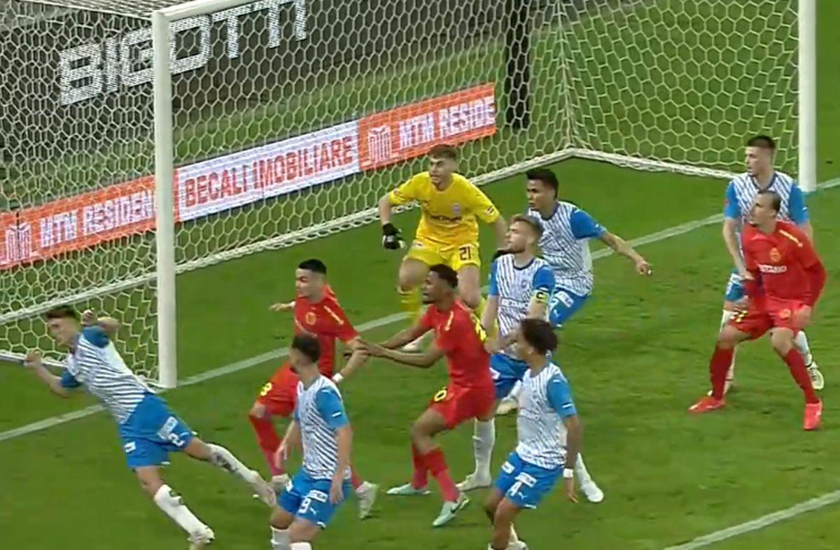 Primele două goluri din FCSB - Universitatea Craiova