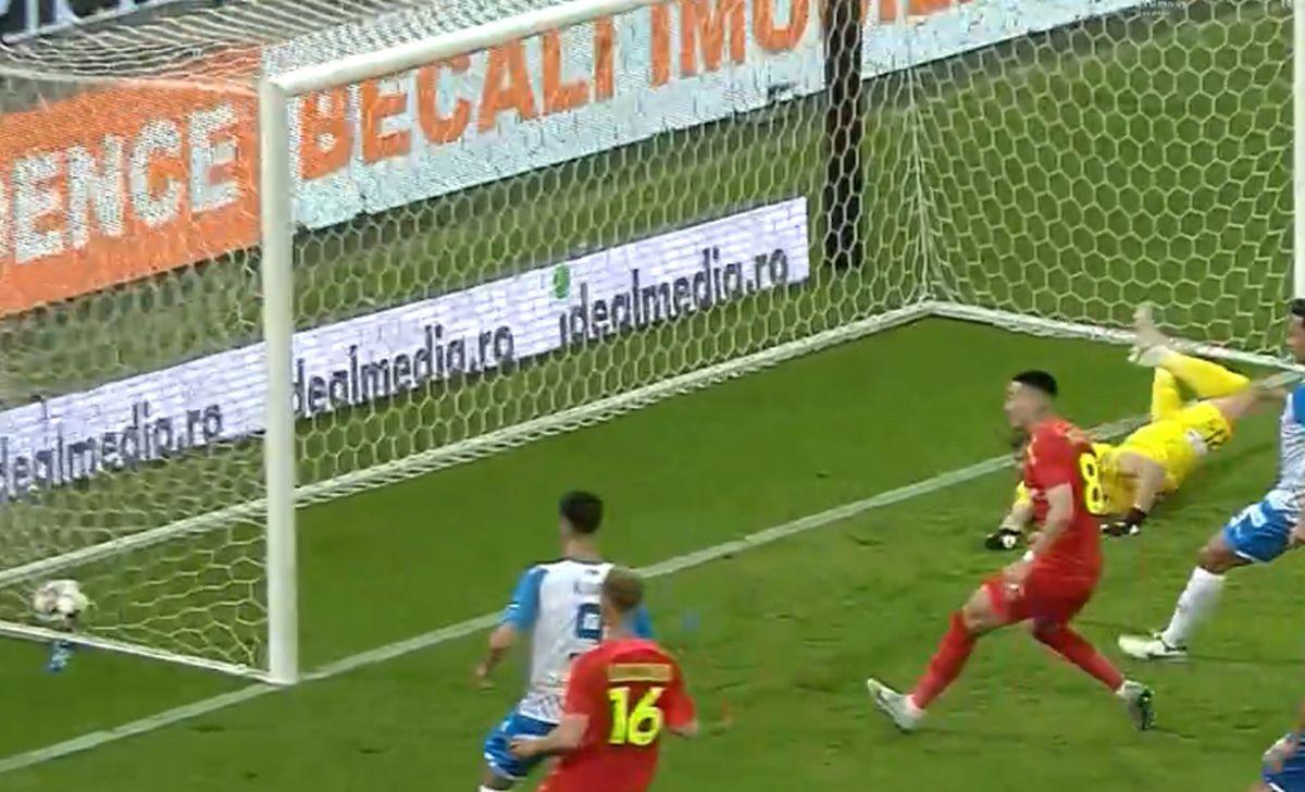 Primele două goluri din FCSB - Universitatea Craiova