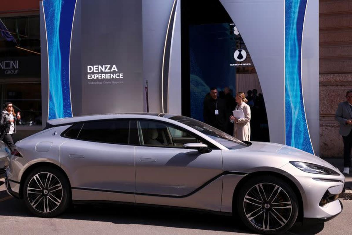 Noua mașină premium a chinezilor a fost lansată în Europa » Vine să se bată cu Mercedes și BMW, prețul este mult mai mic