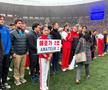 Un român din Brașov a participat la maratonul din Coreea de Nord » Peste 50.000 de oameni l-au așteptat disciplinați pe stadionul din Phenian