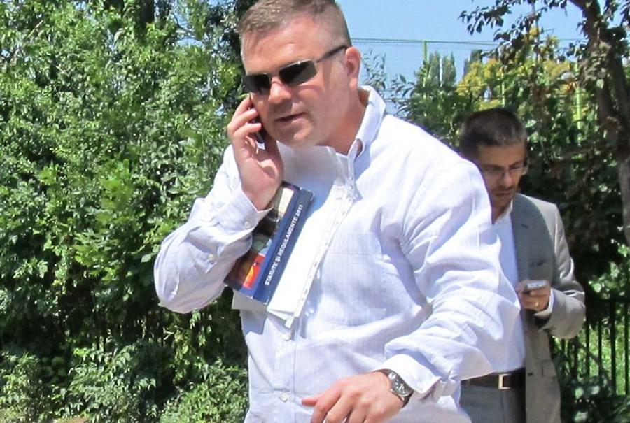 Reacția lui Vasile Șiman, după ce Gigi Becali a insinuat că vrea să îl implice în transferul lui Politic la FCSB: „A spus foarte clar”