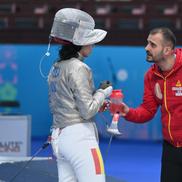 Antrenorul Tiberiu Dolniceanu și sabrera Anastasia Fusea, la CM de juniori și cadeți Wuxi 2025
