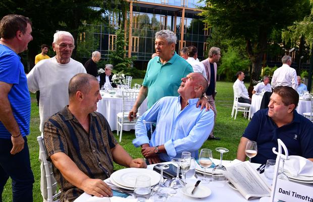 Florin Prunea, amintiri de aur cu Mircea Lucescu: „Ne dădea pe ascuns echipament Puma în plus” + „Lui Lupescu și Răducioiu le fixa piciorul cu mâna!”