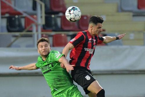 Dinamo și Astra vor juca pentru un loc în finală