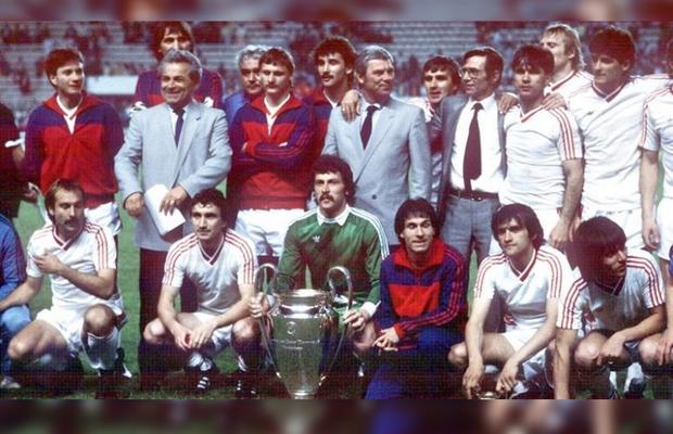 7 povești inedite, la 35 de ani de la 7 mai 1986 » Istoria alegerii culorii echipamentului + Cum s-a modificat lista executanților