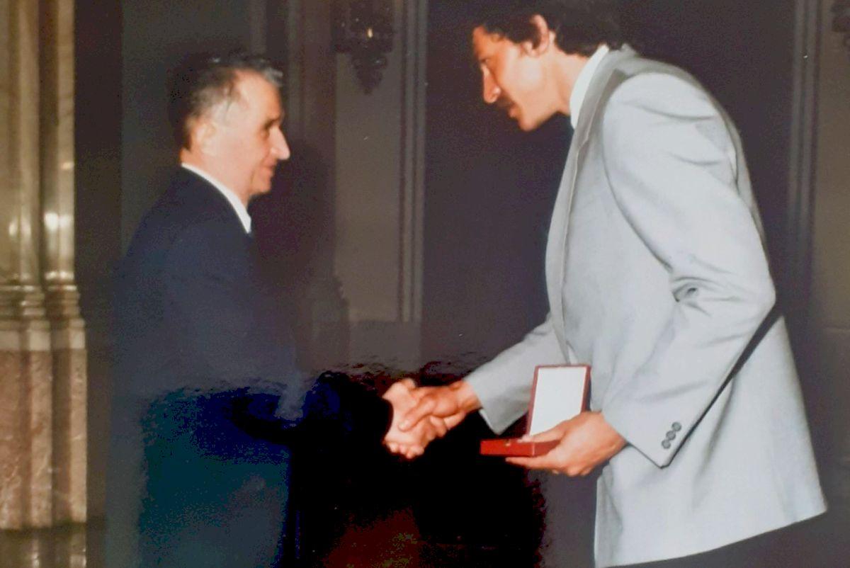 Documente dezarhivate, la 36 de ani de la Sevilla » Ce premii ar fi trebuit să primească inițial „viteziștii”, în loc de ARO + Ceaușescu: „Un loc 1 nu e suficient”