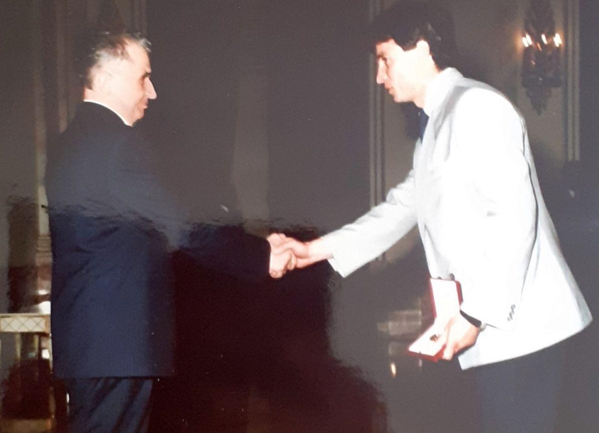 Documente dezarhivate, la 36 de ani de la Sevilla » Ce premii ar fi trebuit să primească inițial „viteziștii”, în loc de ARO + Ceaușescu: „Un loc 1 nu e suficient”