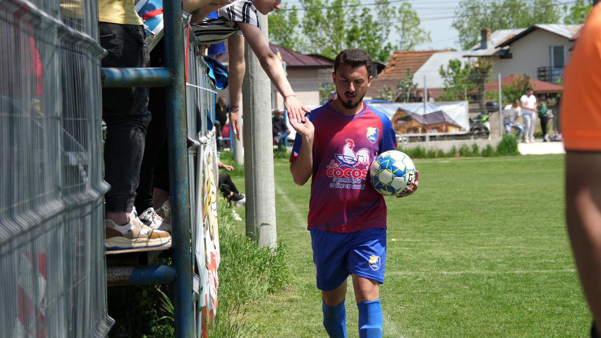 Scandal monstruos, semne obscene și bătaie ca în filmele western! A fost HAOS la Șirna Varnița-Gorgota » Observatorul meciului: „Am luat trei pumni! Nici nu știu de unde au venit”