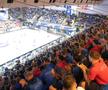 Fotbaliștii de la FCSB au făcut spectacol în Sala Polivalentă, la returul CSM București - Esbjerg / foto: Raed Krishan