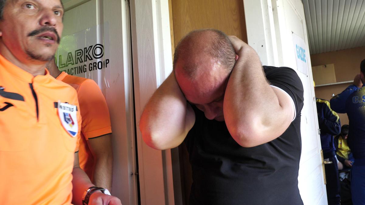 Scandal monstruos, semne obscene și bătaie ca în filmele western! A fost HAOS la Șirna Varnița-Gorgota » Observatorul meciului: „Am luat trei pumni! Nici nu știu de unde au venit”